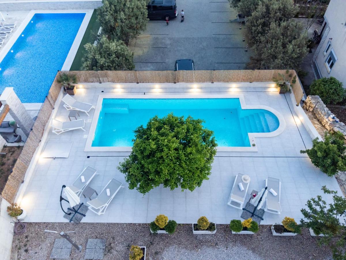 הוילה שיבניק Sun Gardens מראה חיצוני תמונה