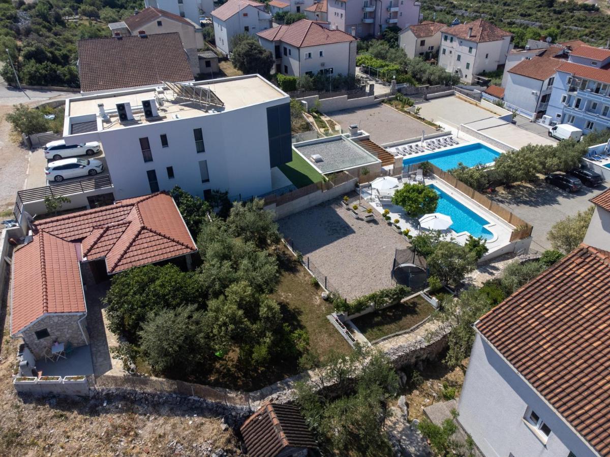 הוילה שיבניק Sun Gardens מראה חיצוני תמונה