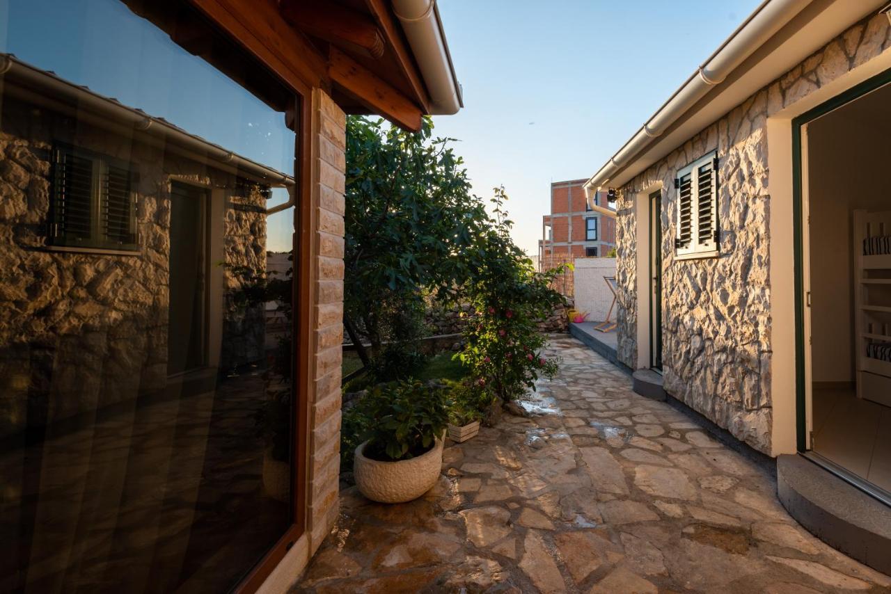הוילה שיבניק Sun Gardens מראה חיצוני תמונה