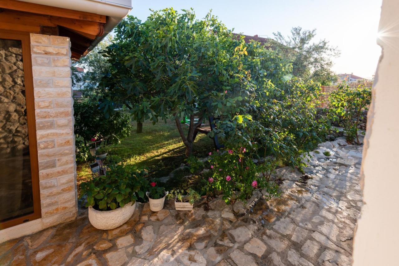 הוילה שיבניק Sun Gardens מראה חיצוני תמונה