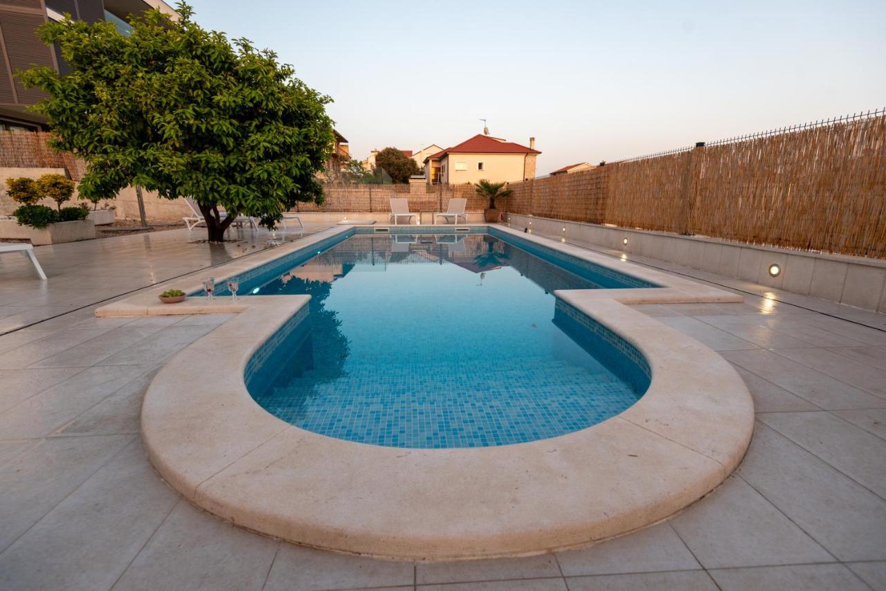 הוילה שיבניק Sun Gardens מראה חיצוני תמונה